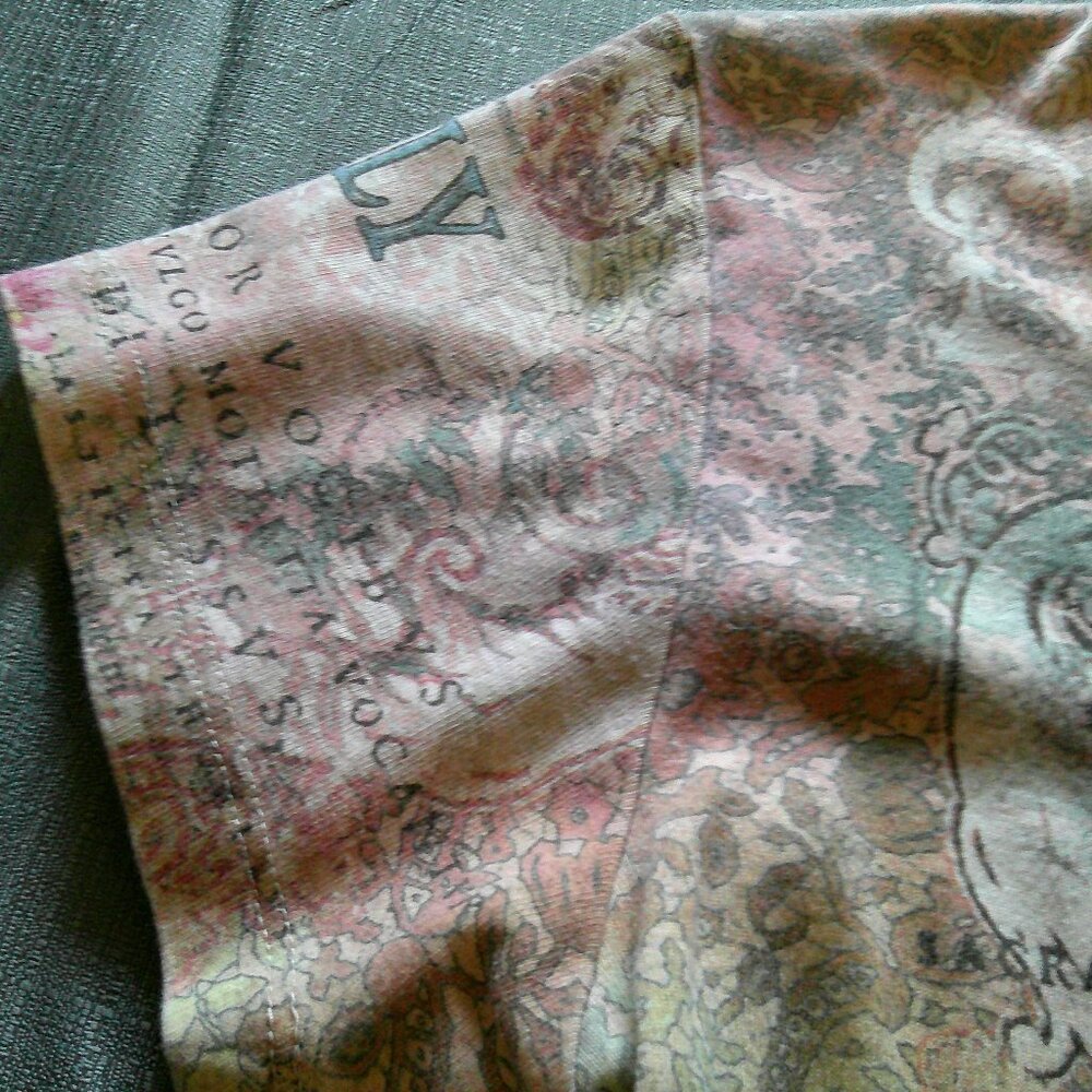 "ITALY" Rhinestone Graphic Tee - Picture 3 of 4